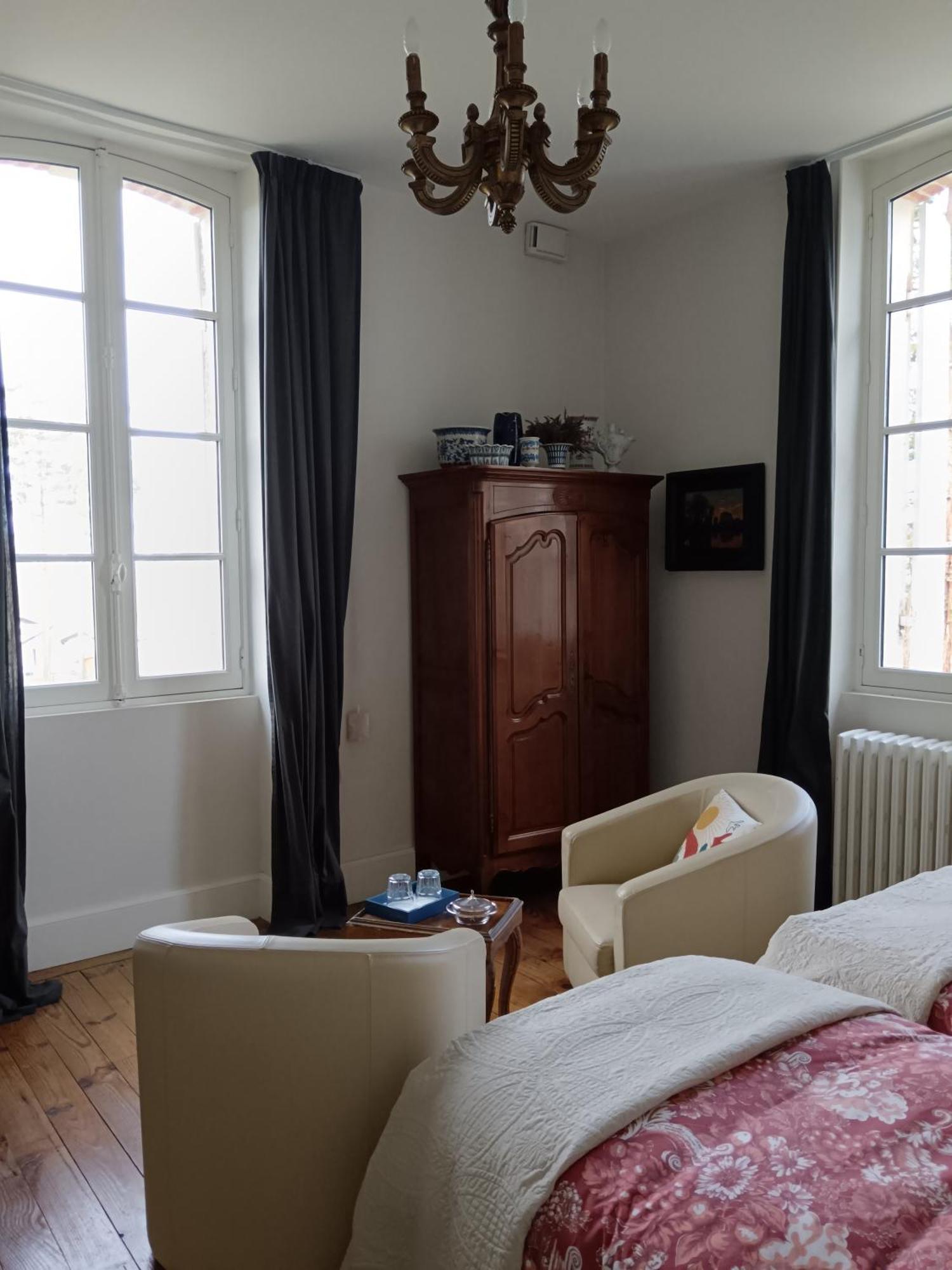 Castel La Bergerie Bed & Breakfast Laglorieuse Exterior foto